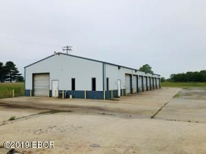 5605 Highway 34 N, Raleigh, IL 62977